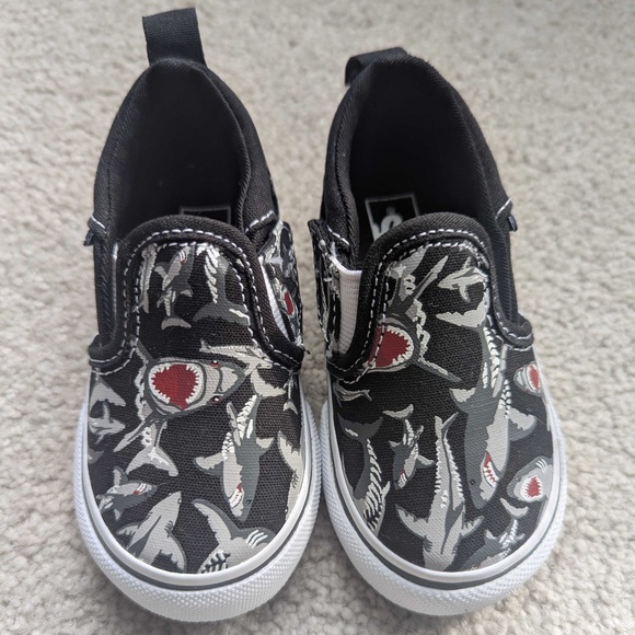 Vans Toddler Slip On Shark Shoes - Size 5 - Picture 1 of 5
